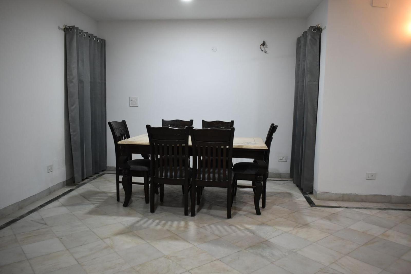 Entire 3bhk Duplex Golf Course Road * Gurgaon