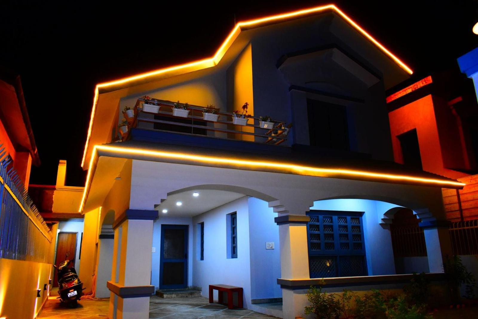 Entire 3bhk Duplex Golf Course Road Villa *