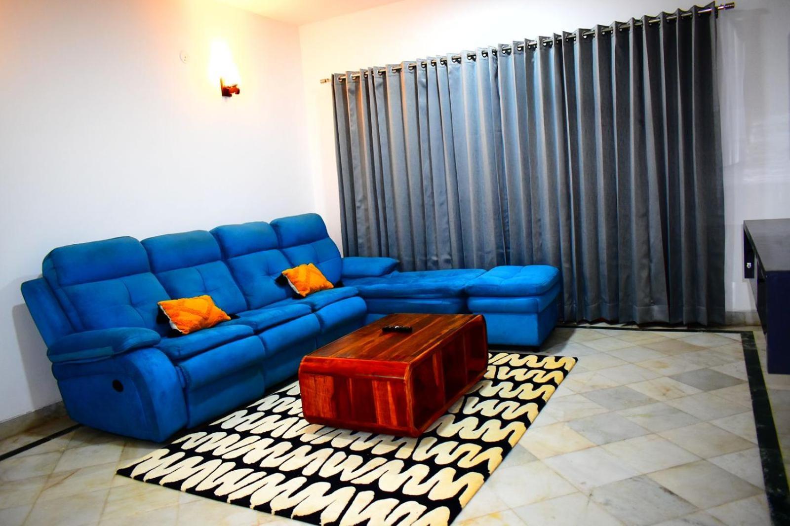 Entire 3bhk Duplex Golf Course Road * Gurgaon