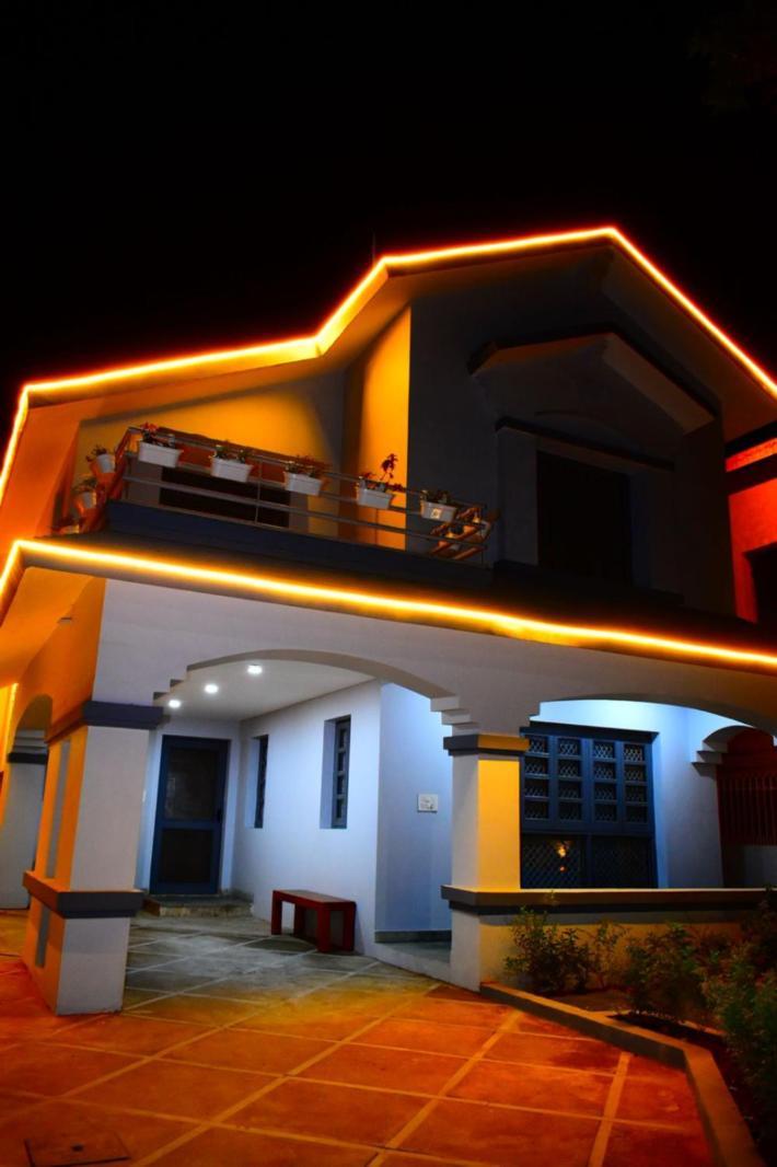Villa Entire 3bhk Duplex Golf Course Road *